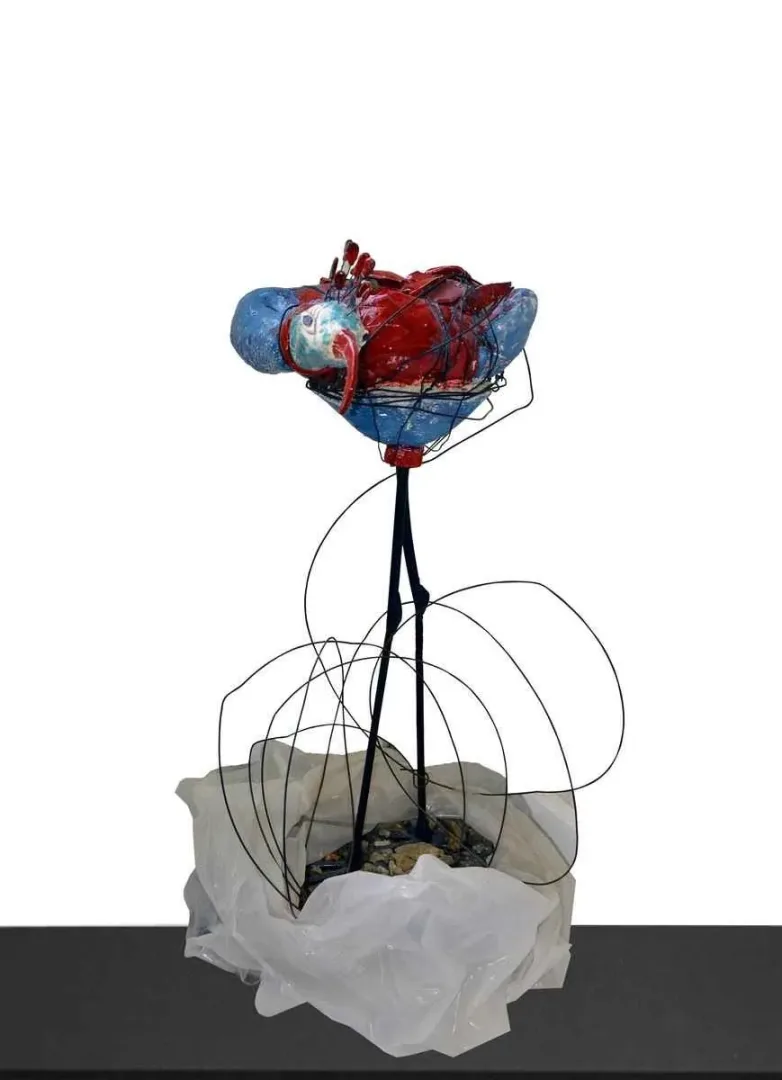 "Zavallı Telli Turna" eseri MARİA BERENT tarafından 2005 yılında 65x30x30 cm ölçülerinde Seramik, Tel tekniği ile yapılmıştır.