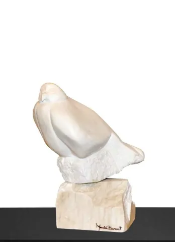 MARİA BERENT — “Mr. Bird”, 2013 "Mr. Bird" eseri MARİA BERENT tarafından 2013 yılında 38x23x40 cm ölçülerinde Mermer / Marble tekniği ile yapılmıştır.