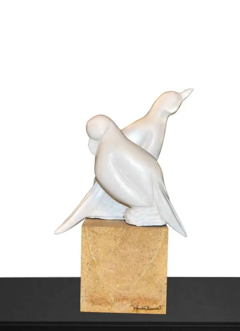 yakınlaştır "Dominant" eseri MARİA BERENT tarafından 2014 yılında 53x18x32 cm ölçülerinde Mermer / Marble tekniği ile yapılmıştır.