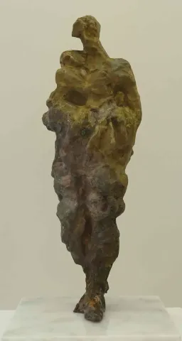METİN YURDANUR — “Hamam-6” "Hamam-6" eseri METİN YURDANUR tarafından 41x13x13 cm ölçülerinde Bronz tekniği ile yapılmıştır.