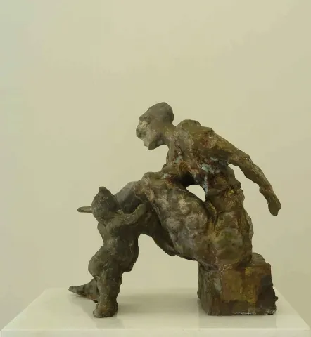 "Hamam-7" eseri METİN YURDANUR tarafından 28x15x25 cm ölçülerinde Bronz tekniği ile yapılmıştır.