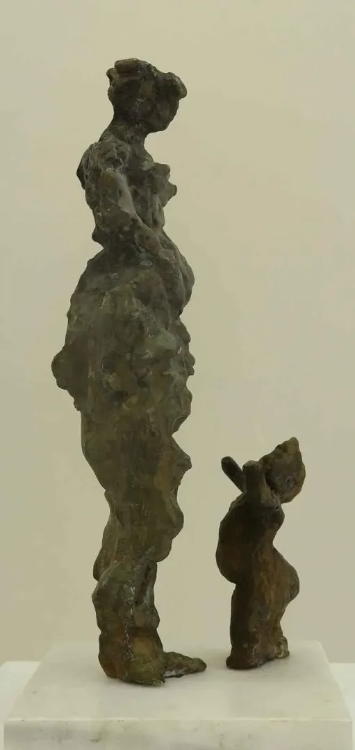 yakınlaştır "Hamam-14" eseri METİN YURDANUR tarafından 41x10x13 cm ölçülerinde Bronz tekniği ile yapılmıştır.