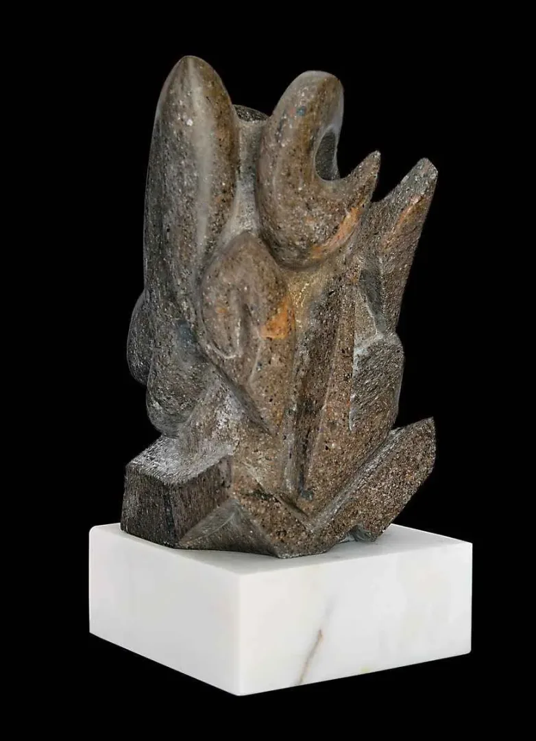 yakınlaştır "Maya" eseri SIRMA YILDIZ tarafından 2014 yılında 31x16x16 cm ölçülerinde Kayseri taşı tekniği ile yapılmıştır.