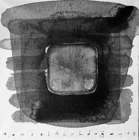 TANSEL TÜRKDOĞAN — “Sanatçı Nesneleri”, 2015 "Sanatçı Nesneleri" eseri TANSEL TÜRKDOĞAN tarafından 2015 yılında 25x25 cm ölçülerinde Tuval üzeri akrilik boya tekniği ile yapılmıştır.