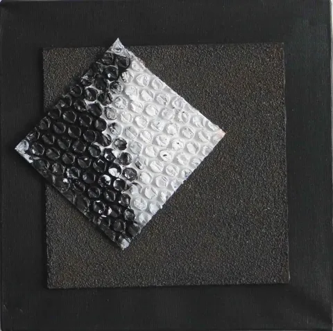 "isimsiz" eseri DİLEK BAYTAK tarafından 2015 yılında 25x25 cm ölçülerinde Karışık teknik tekniği ile yapılmıştır.
