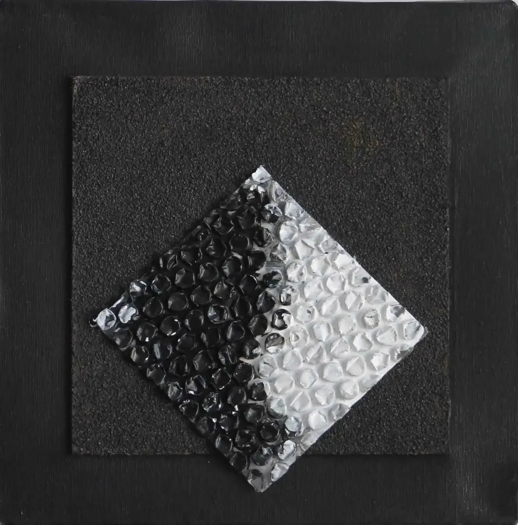 "isimsiz" eseri DİLEK BAYTAK tarafından 2015 yılında 25x25 cm ölçülerinde Karışık teknik tekniği ile yapılmıştır.