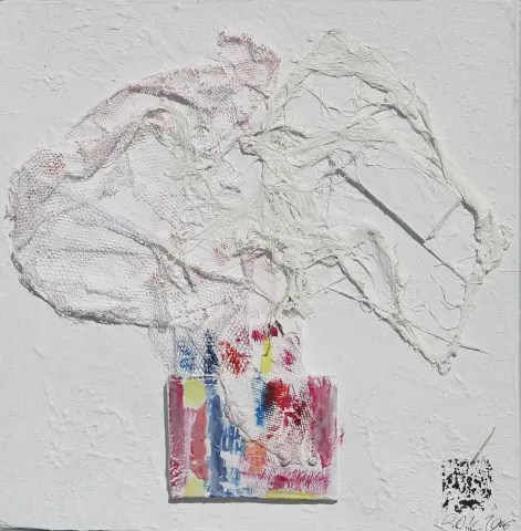 "isimsiz" eseri FATMA DİLANUR KÖSE tarafından 2015 yılında 25x25 cm ölçülerinde Tuval üzeri karışık teknik tekniği ile yapılmıştır.