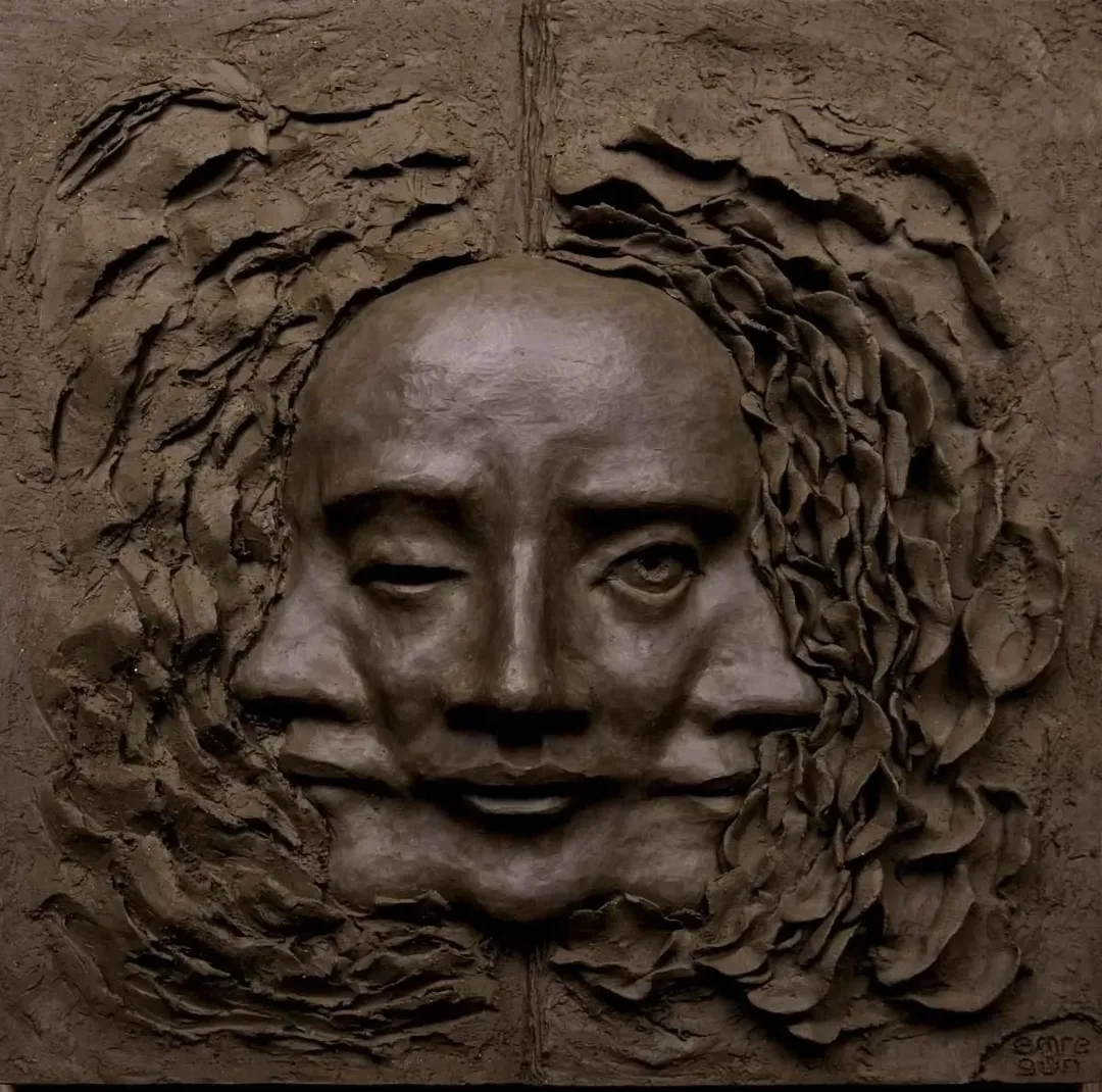 yakınlaştır "isimsiz" eseri EMRE GÜN tarafından 2015 yılında 25x25 cm ölçülerinde Seramik tekniği ile yapılmıştır.