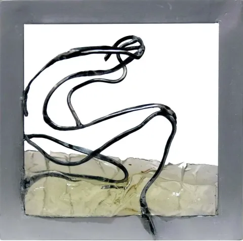 SANEM TUFAN — “isimsiz”, 2015 "isimsiz" eseri SANEM TUFAN tarafından 2015 yılında 25x25 cm ölçülerinde Karışık teknik tekniği ile yapılmıştır.