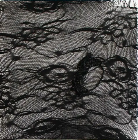 ZEYNEP GÜRAY CAN — “isimsiz”, 2015 "isimsiz" eseri ZEYNEP GÜRAY CAN tarafından 2015 yılında 25x25 cm ölçülerinde Karışık teknik tekniği ile yapılmıştır.