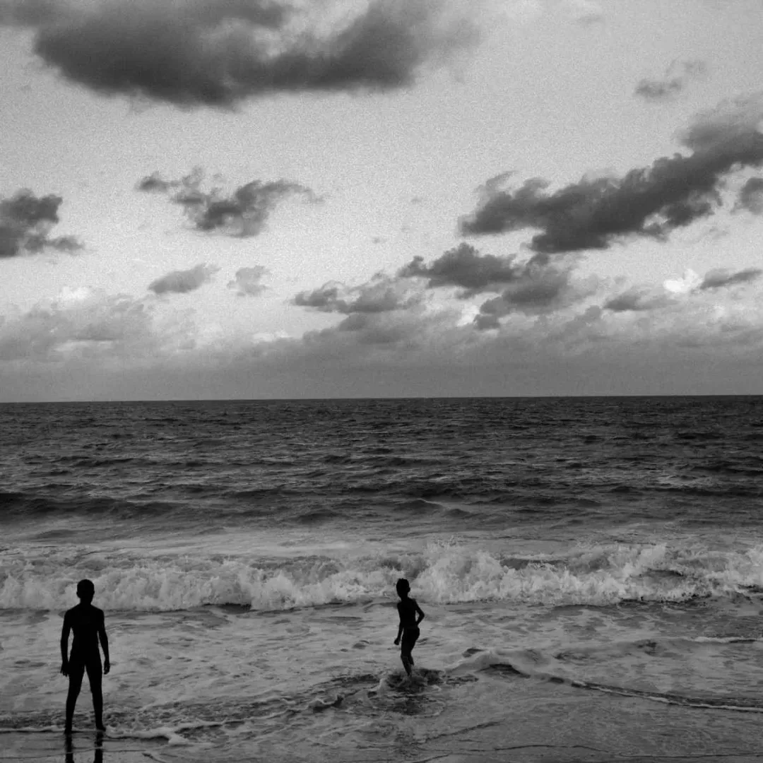 HAŞİM SEZGİN KILIÇ — “isimsiz”, 2015 "isimsiz" eseri HAŞİM SEZGİN KILIÇ tarafından 2015 yılında 25x25 cm ölçülerinde Fotoğraf tekniği ile yapılmıştır.