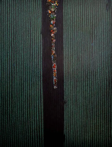 "Görsel Dokunuşlar" eseri AHMET YEŞİL tarafından 2015 yılında 180x140 cm ölçülerinde Tuval üzeri yağlı boya tekniği ile yapılmıştır.