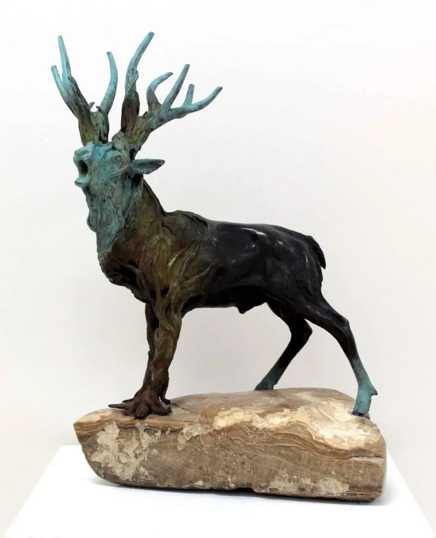 yakınlaştır "Ağaç Kızıl Geyik" eseri ALEXANDER DAVİDOV tarafından 45x33x24 cm ölçülerinde Bronz tekniği ile yapılmıştır.