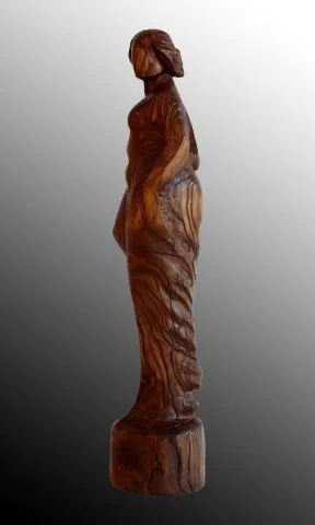 AZİMET KARAMAN — 2016 Bu eser AZİMET KARAMAN tarafından 2016 yılında 82x22x20 cm ölçülerinde Ağaç yontu tekniği ile yapılmıştır.