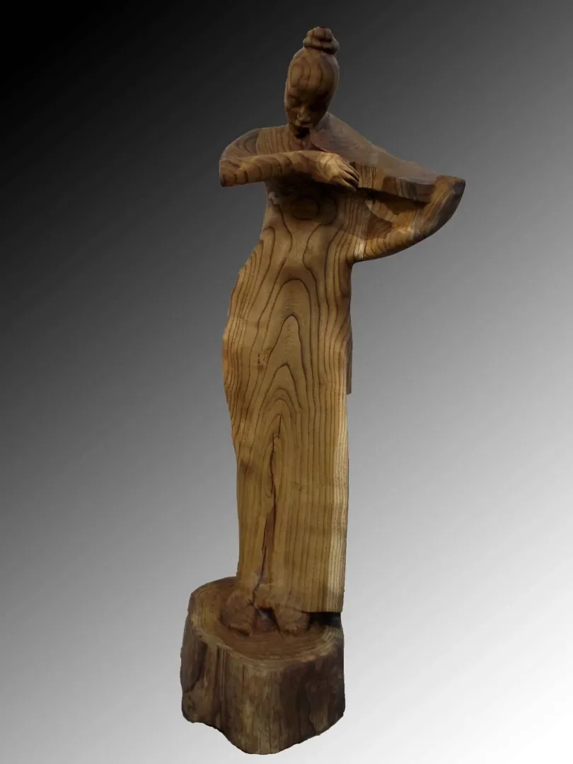 HAKAN ERASLAN — 2016 Bu eser HAKAN ERASLAN tarafından 2016 yılında 174x60x46 cm ölçülerinde Ağaç yontu tekniği ile yapılmıştır.
