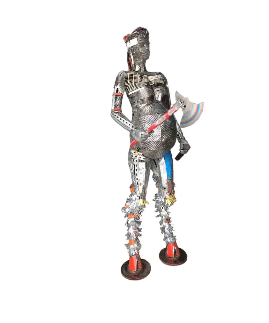 yakınlaştır "wopan" eseri ASAF ERDEMLİ tarafından 225x80x80 cm ölçülerinde Hurda metal+kaynak tekniği ile yapılmıştır.