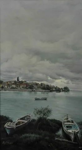 "Gölyazı ve Sandallar" eseri BEŞİR SARPÇA tarafından 2011 yılında 70x40 cm ölçülerinde Tuval üzeri yağlı boya tekniği ile yapılmıştır.