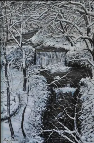 "Setbaşı Şelalesi" eseri BEŞİR SARPÇA tarafından 2010 yılında 60x40 cm ölçülerinde Tuval üzeri yağlı boya tekniği ile yapılmıştır.