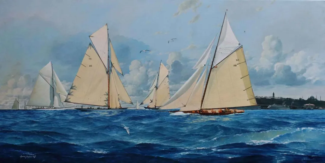 "Yelkenliler" eseri HASAN SAYGIN tarafından 2014 yılında 160x80 cm ölçülerinde Tuval üzeri yağlı boya tekniği ile yapılmıştır.