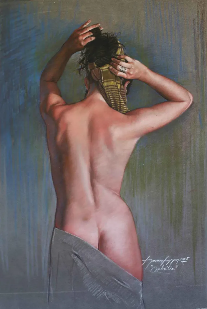 yakınlaştır "Türbanlı Ophelie" eseri HASAN SAYGIN tarafından 2015 yılında 60x43 cm ölçülerinde Kağıt üzeri pastel boya tekniği ile yapılmıştır.