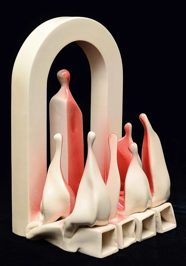 yakınlaştır "Töre 31" eseri KEMAL ULUDAĞ tarafından 2016 yılında 37x27x25 cm ölçülerinde Stoneware-1200 °C tekniği ile yapılmıştır.