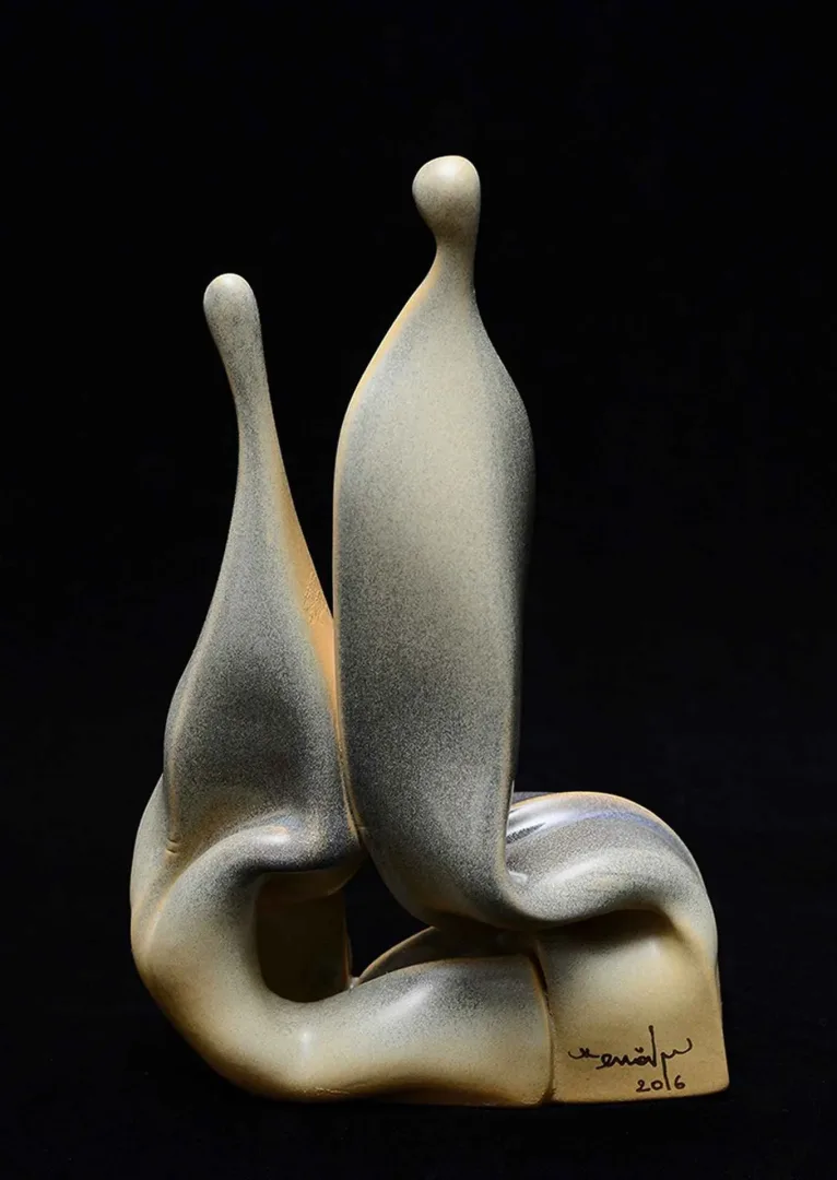 KEMAL ULUDAĞ — “Töre 1”, 2016 "Töre 1" eseri KEMAL ULUDAĞ tarafından 2016 yılında 25x15x10 cm ölçülerinde Stoneware-1200 °C tekniği ile yapılmıştır.
