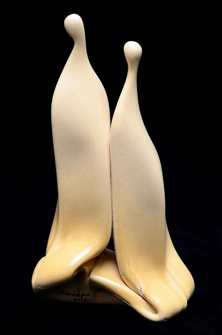 yakınlaştır "Töre 2" eseri KEMAL ULUDAĞ tarafından 2016 yılında 26x15x10 cm ölçülerinde Stoneware-1200 °C tekniği ile yapılmıştır.