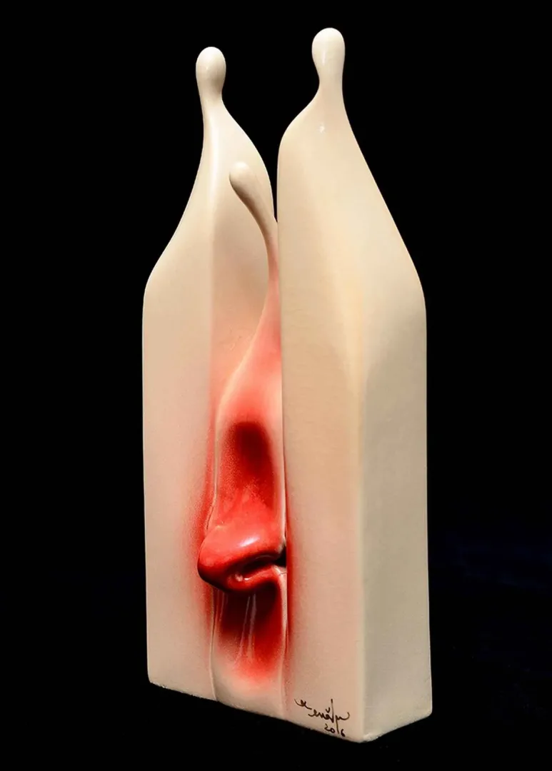 yakınlaştır "Töre 13" eseri KEMAL ULUDAĞ tarafından 2016 yılında 29x15x10 cm ölçülerinde Stoneware-1200 °C tekniği ile yapılmıştır.
