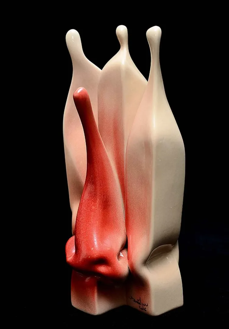 yakınlaştır "Töre 15" eseri KEMAL ULUDAĞ tarafından 2016 yılında 29x15x12 cm ölçülerinde Stoneware-1200 °C tekniği ile yapılmıştır.