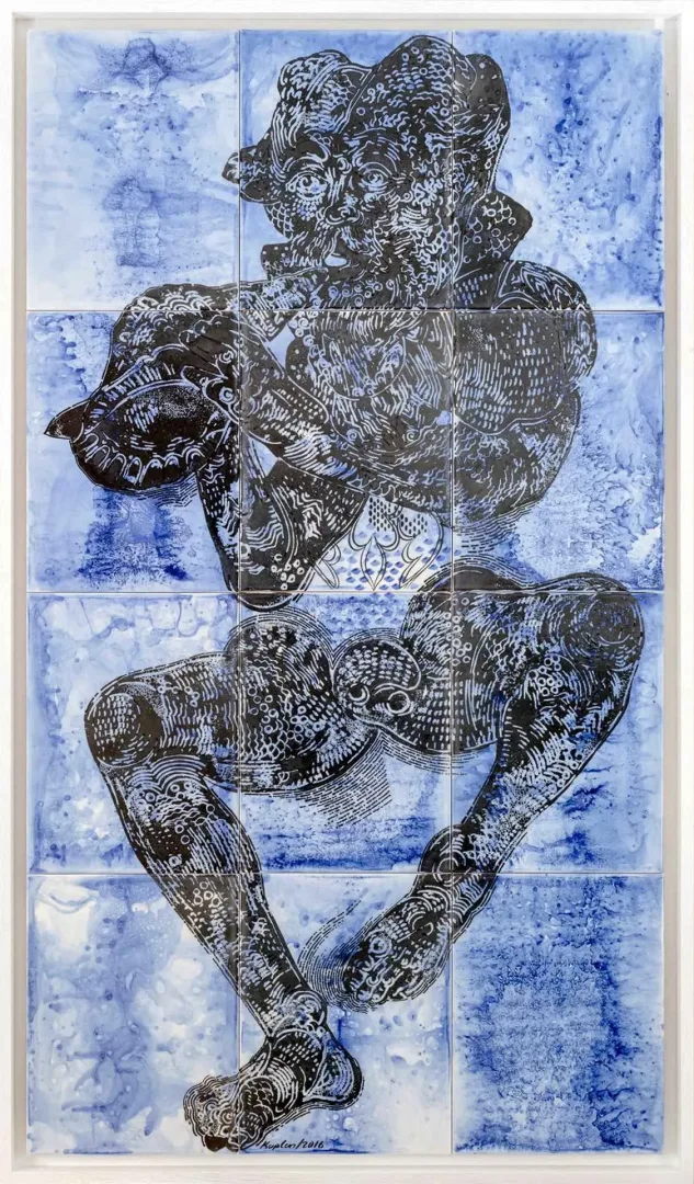 "Deniz Tanrıları 1" eseri SEMİH KAPLAN tarafından 2016 yılında 132x75 cm ölçülerinde Çini duvar panosu tekniği ile yapılmıştır.