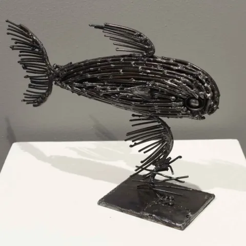 "Balık" eseri MURAT YILDIRIMÇAKAR tarafından 2016 yılında 30x23x9 cm ölçülerinde Metal tekniği ile yapılmıştır.