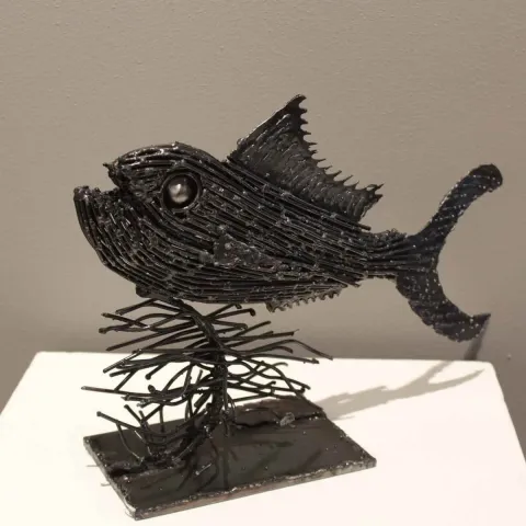 "Balık" eseri MURAT YILDIRIMÇAKAR tarafından 2016 yılında 34x23x11 cm ölçülerinde Metal tekniği ile yapılmıştır.