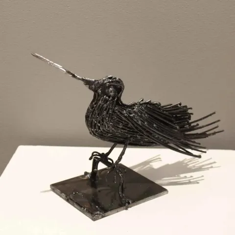 MURAT YILDIRIMÇAKAR — “Sinek Kuşu”, 2016 "Sinek Kuşu" eseri MURAT YILDIRIMÇAKAR tarafından 2016 yılında 30x23x11 cm ölçülerinde Metal tekniği ile yapılmıştır.
