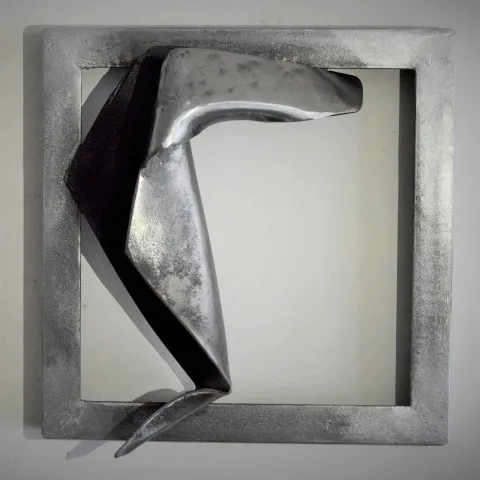 "isimsiz" eseri SANEM TUFAN tarafından 2016 yılında 25x25 cm ölçülerinde Metal tekniği ile yapılmıştır.