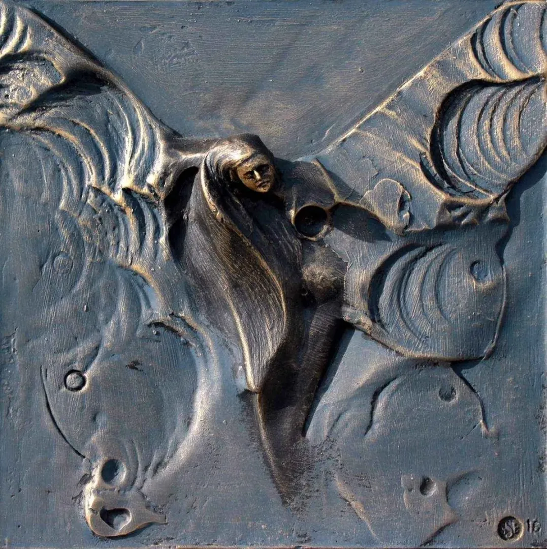 yakınlaştır "isimsiz" eseri SERKAN SUPHİ ERTUĞRUL tarafından 2016 yılında 25x25 cm ölçülerinde Seramik tekniği ile yapılmıştır.