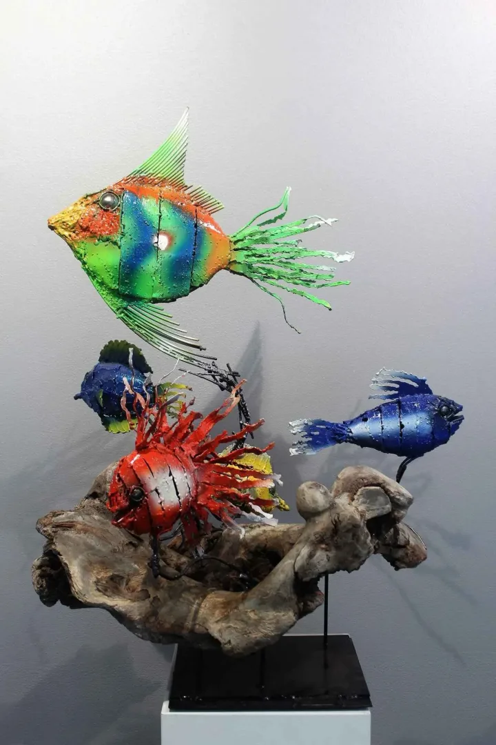 yakınlaştır "Balıklar" eseri MURAT YILDIRIMÇAKAR tarafından 2017 yılında 92x73x44 cm ölçülerinde Metal tekniği ile yapılmıştır.