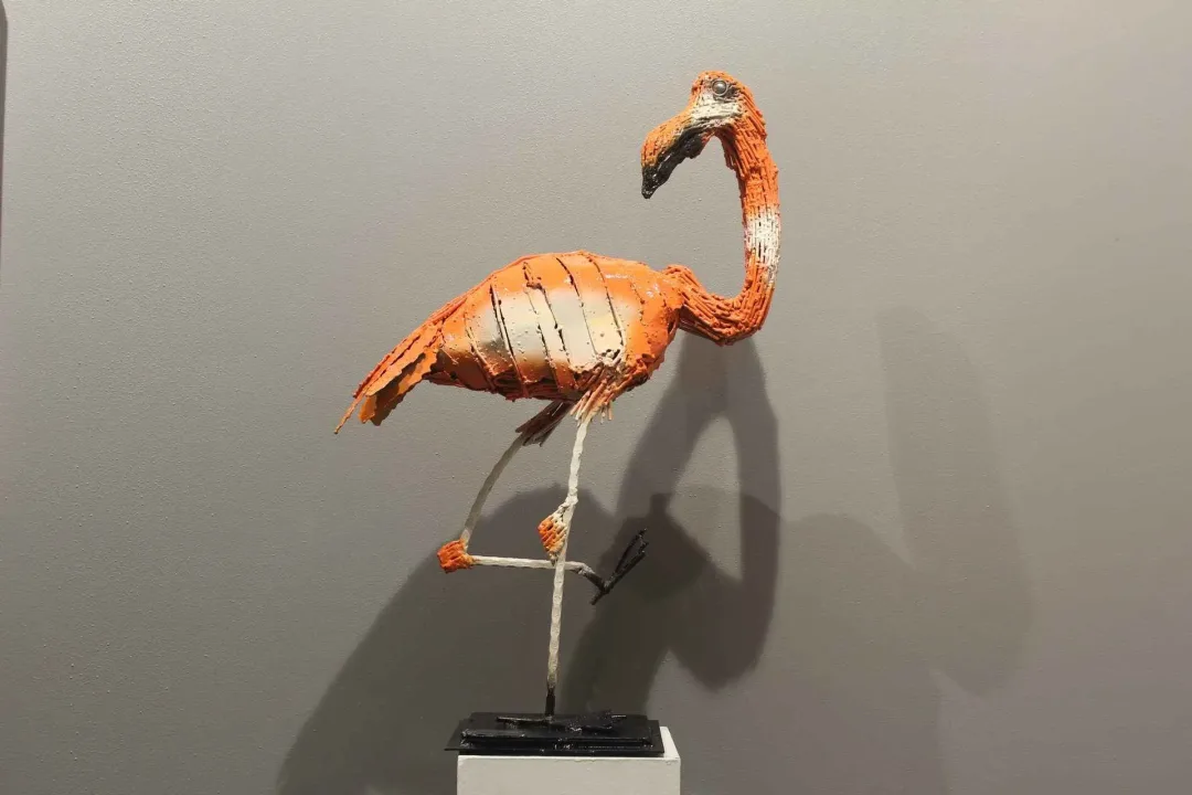 yakınlaştır "Flamingo" eseri MURAT YILDIRIMÇAKAR tarafından 2017 yılında 83x28x54 cm ölçülerinde Metal tekniği ile yapılmıştır.
