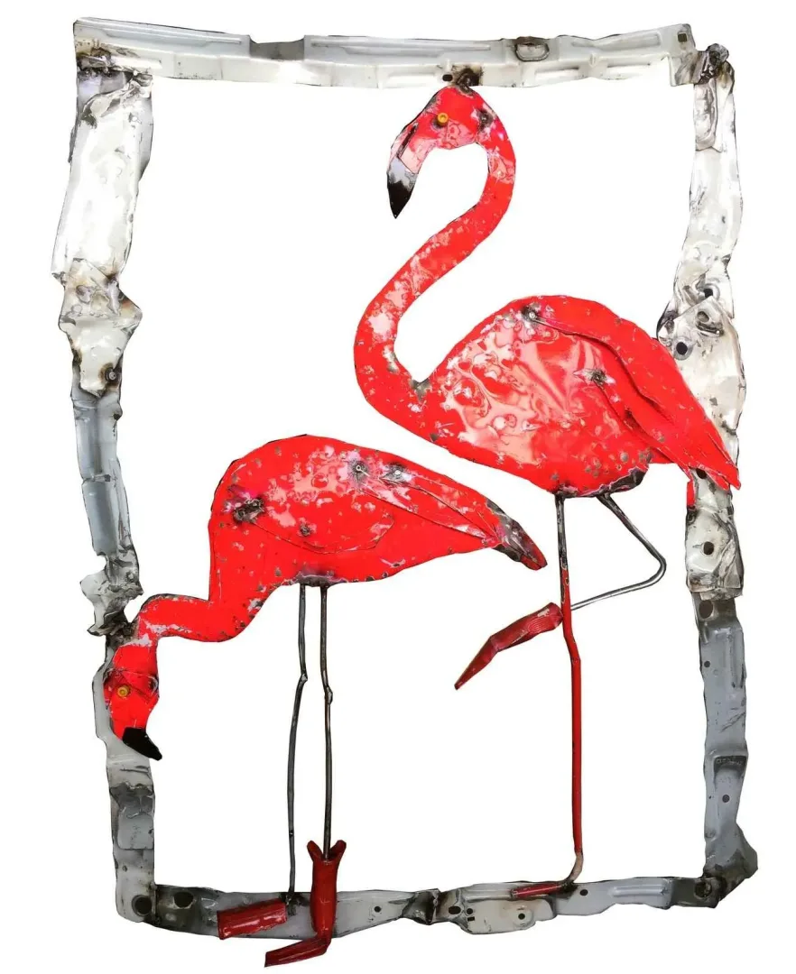 yakınlaştır "Flamingos" eseri ASAF ERDEMLİ tarafından 100x70x7 cm ölçülerinde Hurda Metal, Kaynak tekniği ile yapılmıştır.