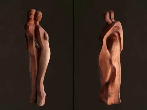 Bu eser AZİMET KARAMAN tarafından 2016 yılında 87x17x20 cm ölçülerinde Ahşap Yontma (Armut) tekniği ile yapılmıştır.