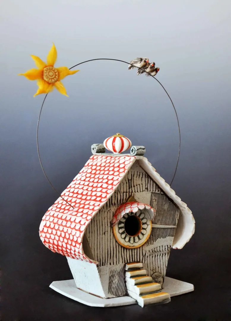 yakınlaştır "Kuş evi - güvercinler" eseri DENİZ ONUR ERMAN tarafından 2015 yılında 49x30 cm ölçülerinde Metal Yontu tekniği ile yapılmıştır.