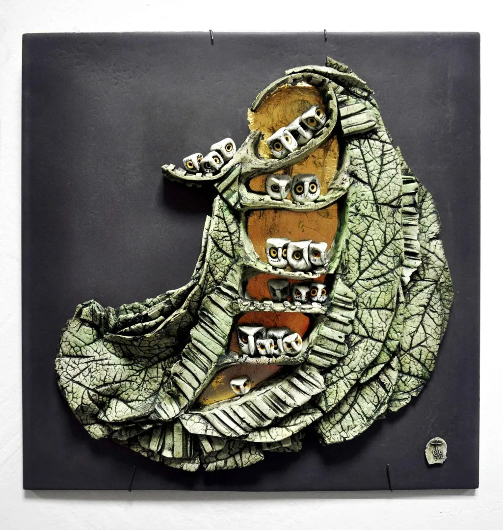 "Duvar Seramiği" eseri DENİZ ONUR ERMAN tarafından 2014 yılında 16x31x13 cm ölçülerinde Seramik tekniği ile yapılmıştır.