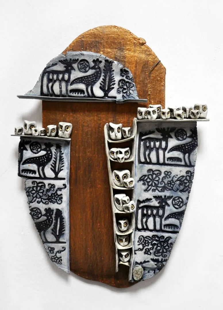 yakınlaştır "Duvar Seramiği" eseri DENİZ ONUR ERMAN tarafından 2014 yılında 16x34x33 cm ölçülerinde Seramik tekniği ile yapılmıştır.
