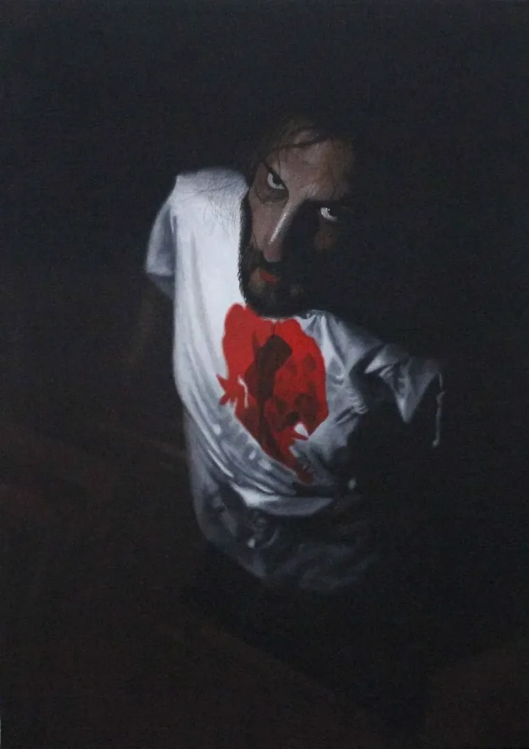 "Seni Görüyorum" eseri EMRAH EMİR tarafından 2017 yılında 70x50 cm ölçülerinde Tuval üzeri akrilik boya tekniği ile yapılmıştır.