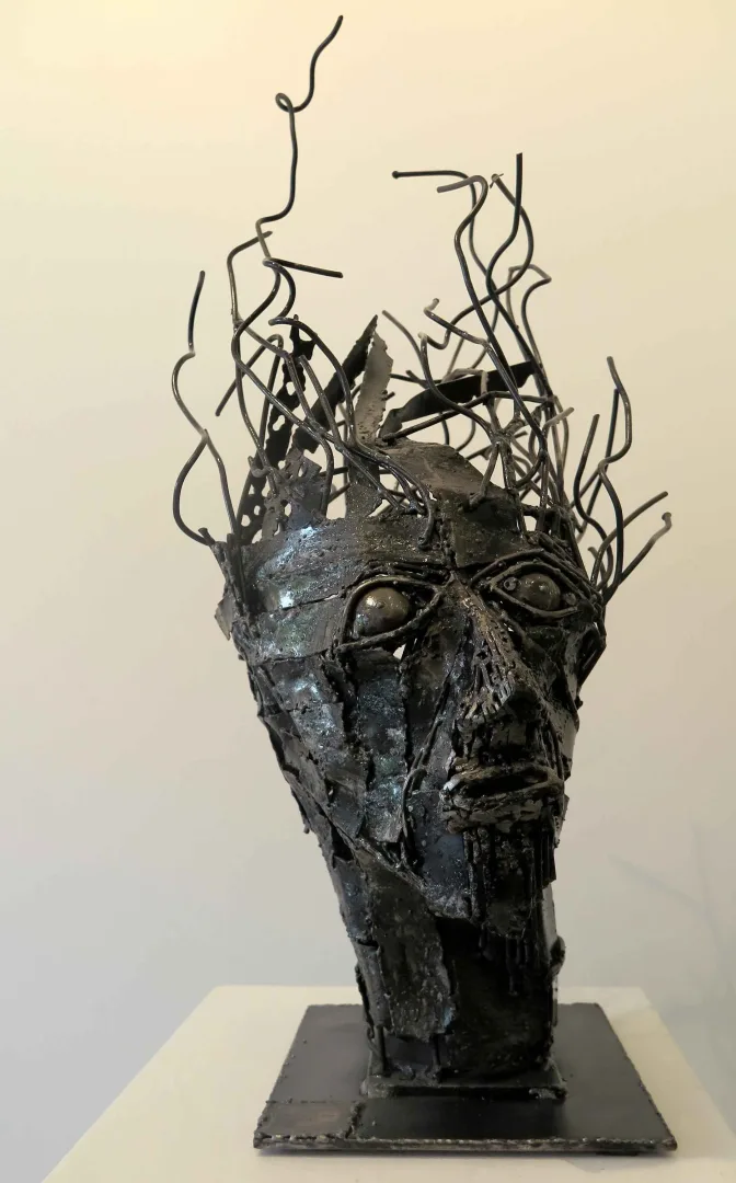 MURAT YILDIRIMÇAKAR — 2017 Bu eser MURAT YILDIRIMÇAKAR tarafından 2017 yılında 75x35x35 cm ölçülerinde Metal tekniği ile yapılmıştır.