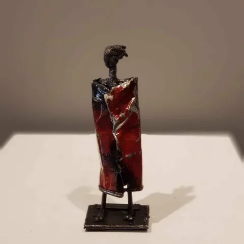 "isimsiz" eseri MURAT YILDIRIMÇAKAR tarafından 2017 yılında Metal tekniği ile yapılmıştır.