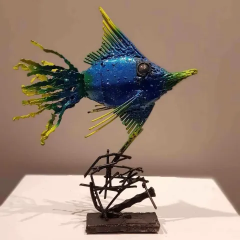 MURAT YILDIRIMÇAKAR — “isimsiz”, 2017 "isimsiz" eseri MURAT YILDIRIMÇAKAR tarafından 2017 yılında Metal tekniği ile yapılmıştır.
