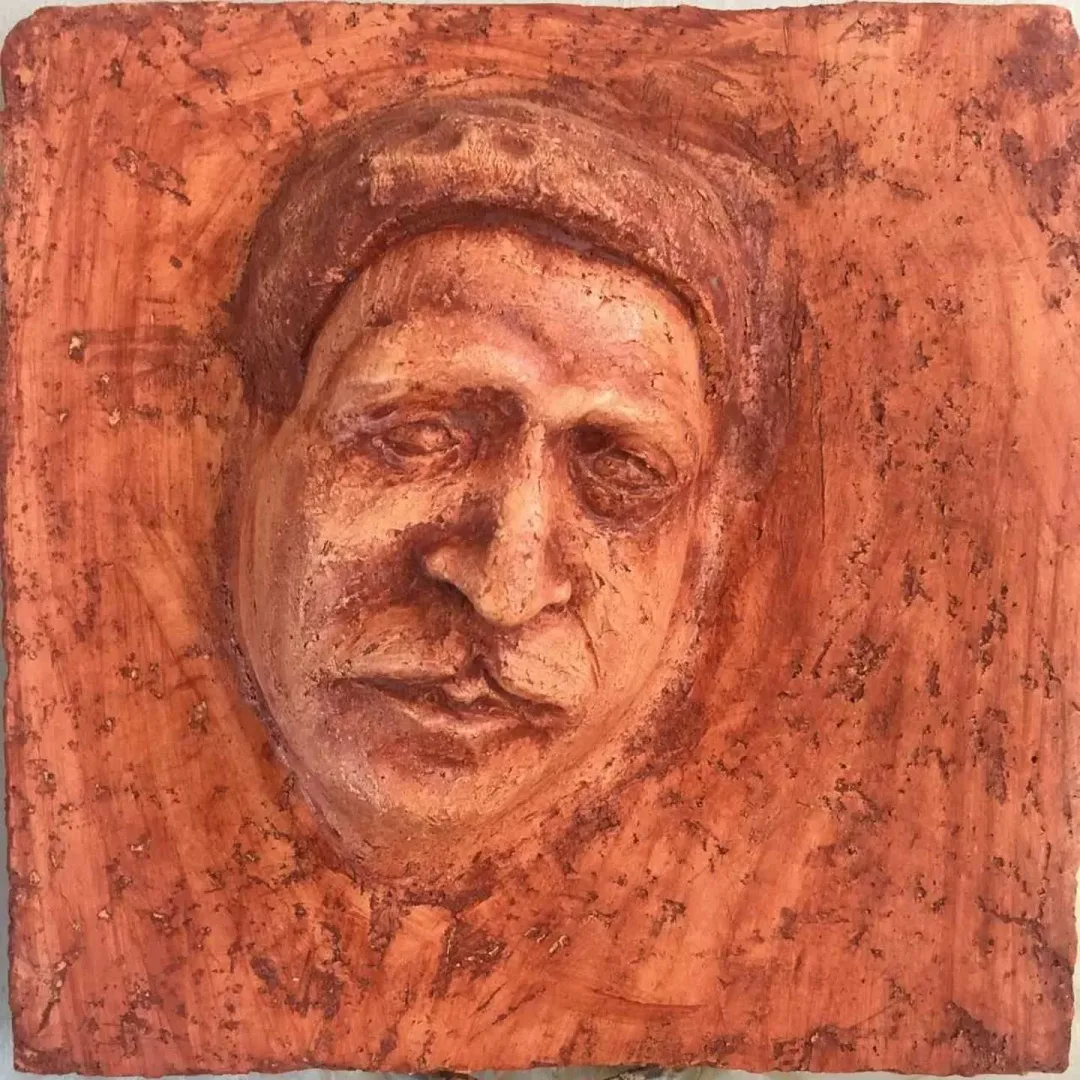 "isimsiz" eseri BERKAY BAYRAM tarafından 2017 yılında 25x25 cm ölçülerinde Seramik tekniği ile yapılmıştır.