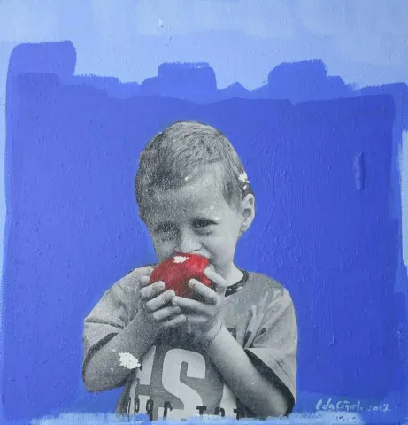 "Elma" eseri EDA ÇIĞIRLI tarafından 2017 yılında 25x25 cm ölçülerinde Tuval üzeri karışık teknik tekniği ile yapılmıştır.