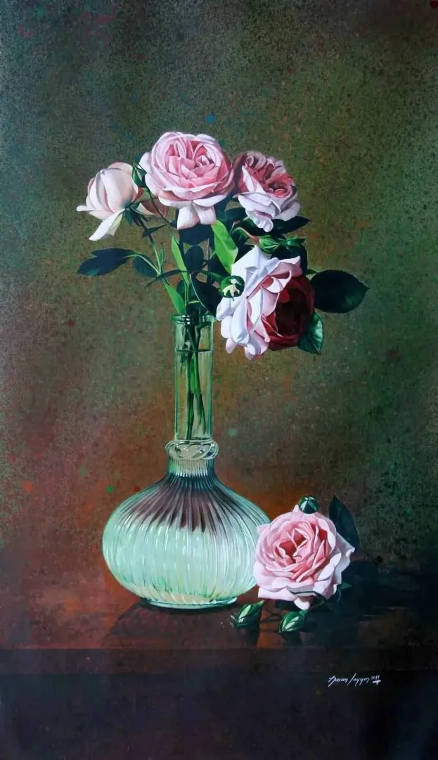 "Güller-2" eseri HASAN SAYGIN tarafından 2011 yılında 80x40 cm ölçülerinde Tuval üzeri yağlı boya tekniği ile yapılmıştır.