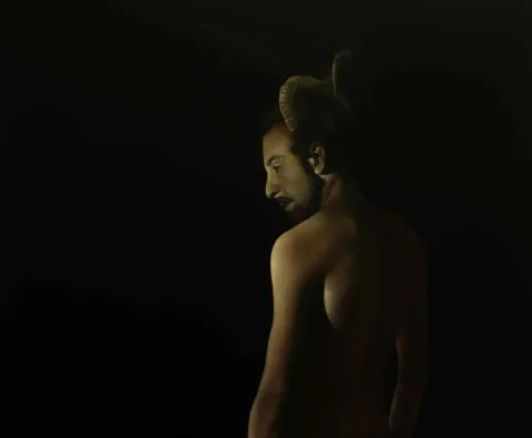 EMRAH EMİR — “Tanrılar Divanı”, 2019 "Tanrılar Divanı" eseri EMRAH EMİR tarafından 2019 yılında 50x60 cm ölçülerinde Tuval üzeri akrilik boya tekniği ile yapılmıştır.